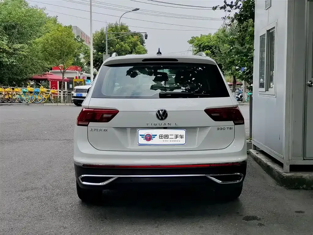 Volkswagen Tiguan L — фото 7