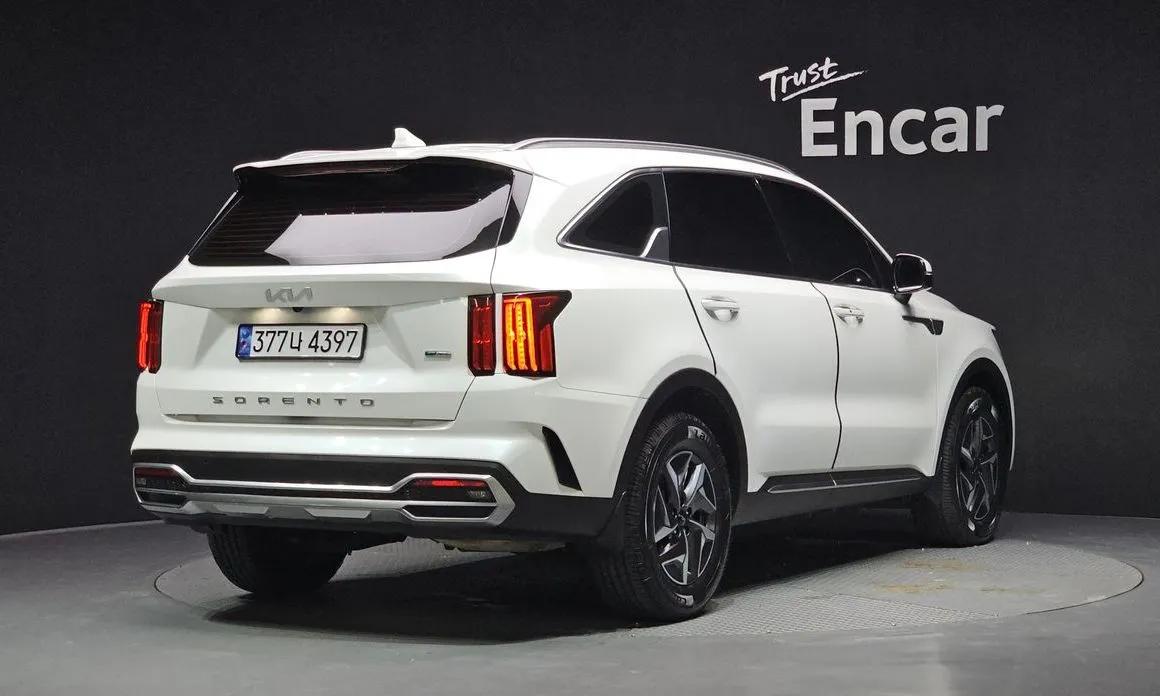 Kia Sorento — фото 5