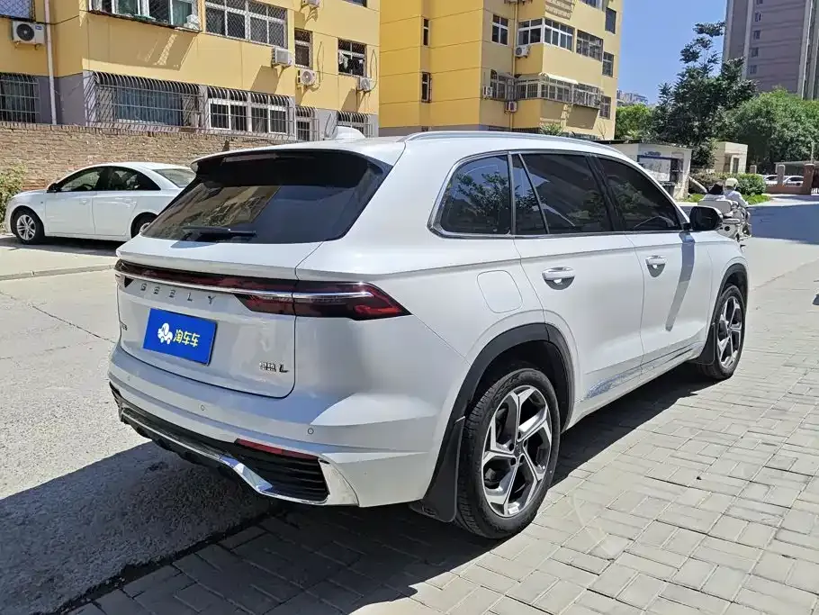 Geely Xingyue L — фото 6