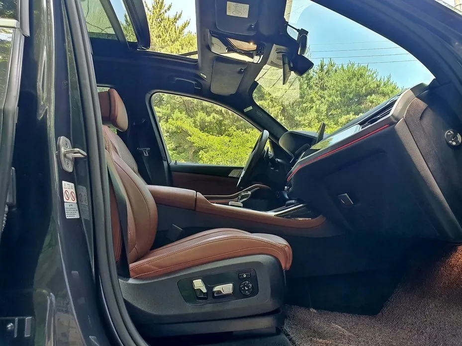 BMW X7 2021 из KR, фото 8