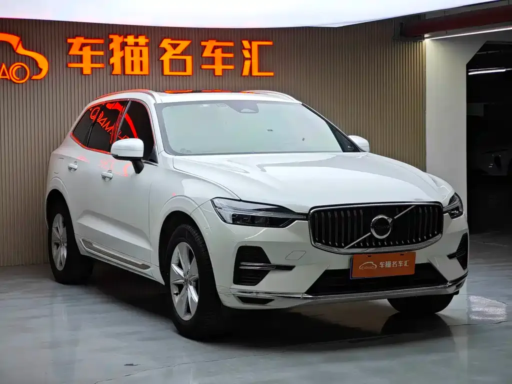 Volvo XC60 — фото 4