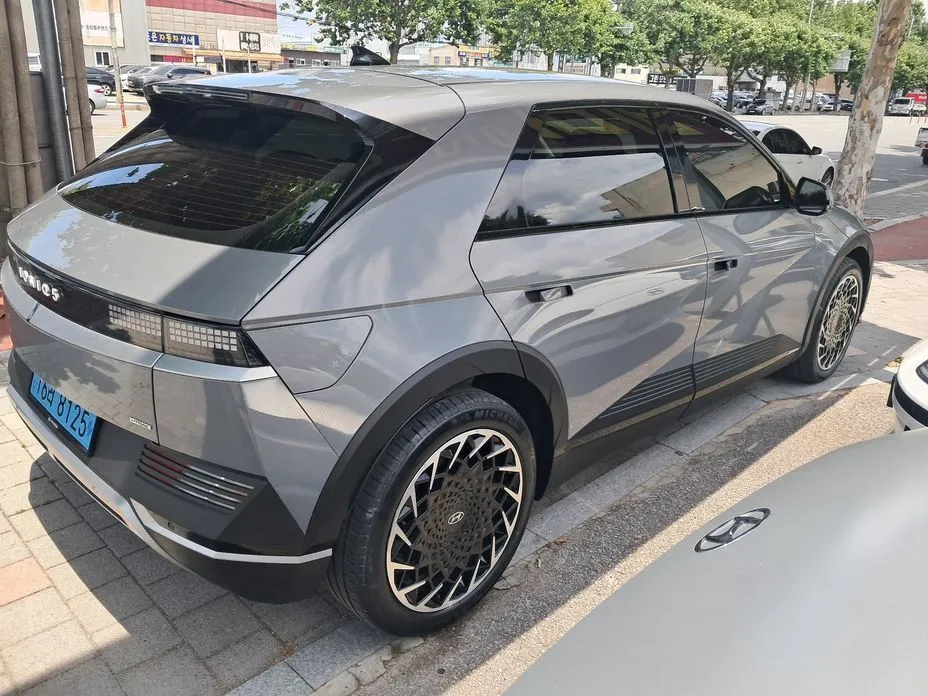 Hyundai Ioniq5 — фото 9