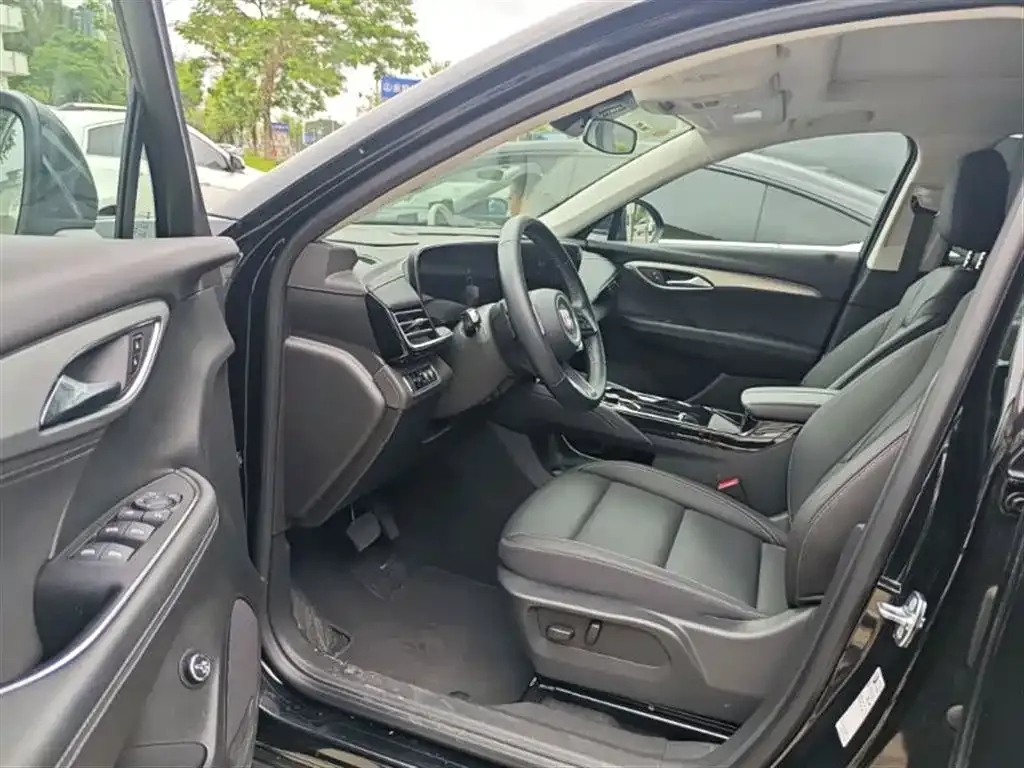 Buick Envision S — фото 10