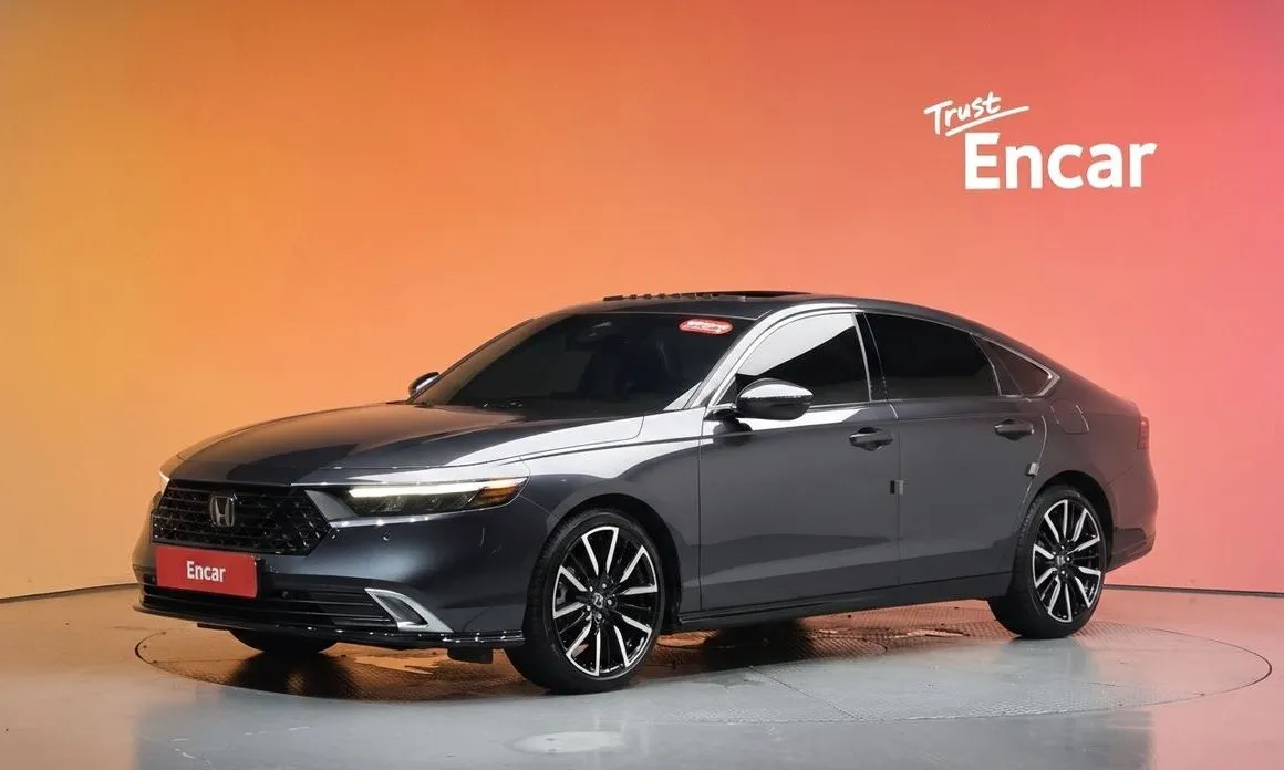 Honda Accord — фото 1
