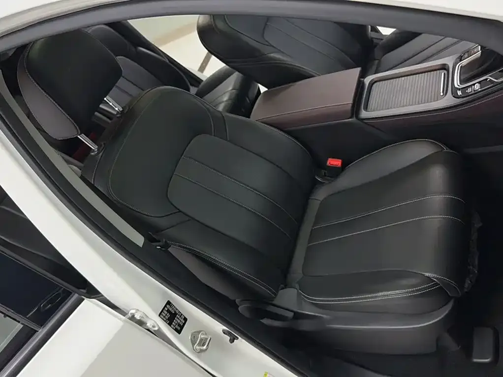 GAC Motor Trumpchi M6 — фото 2