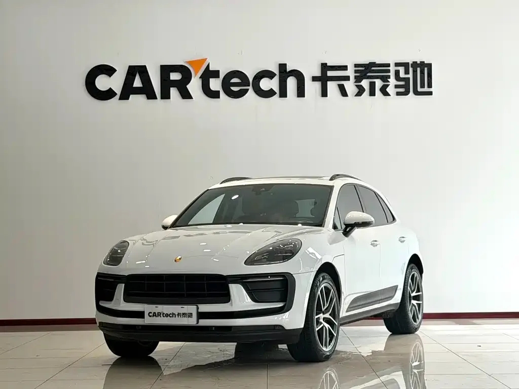 Porsche Macan — фото 1