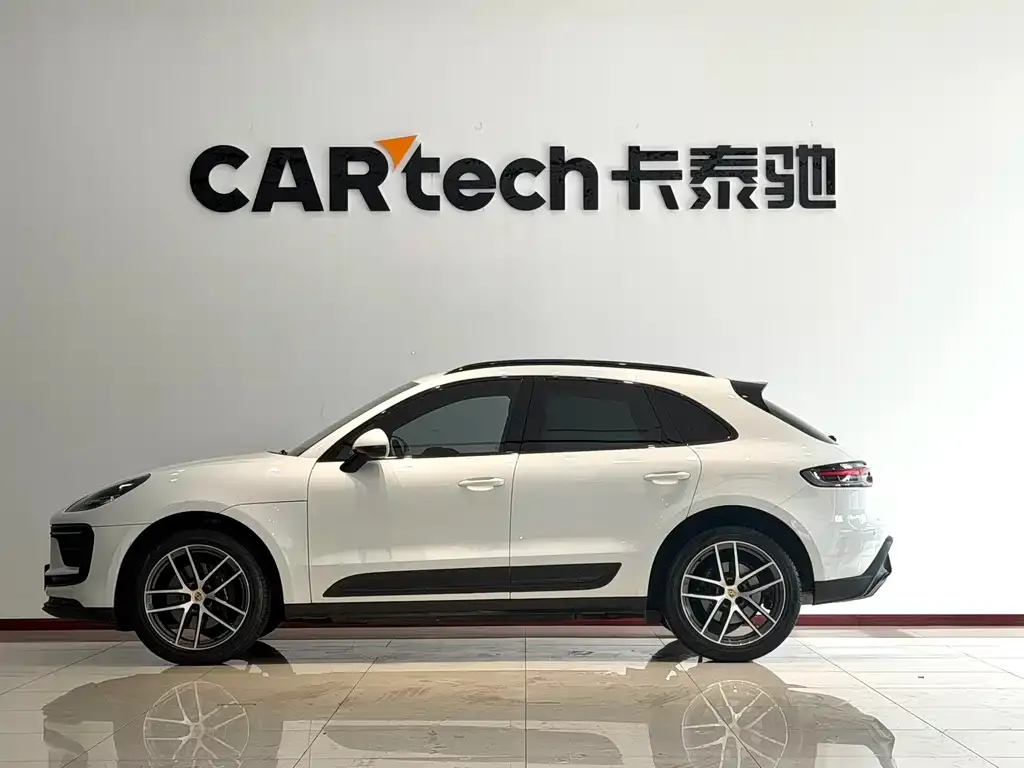 Porsche Macan — фото 5