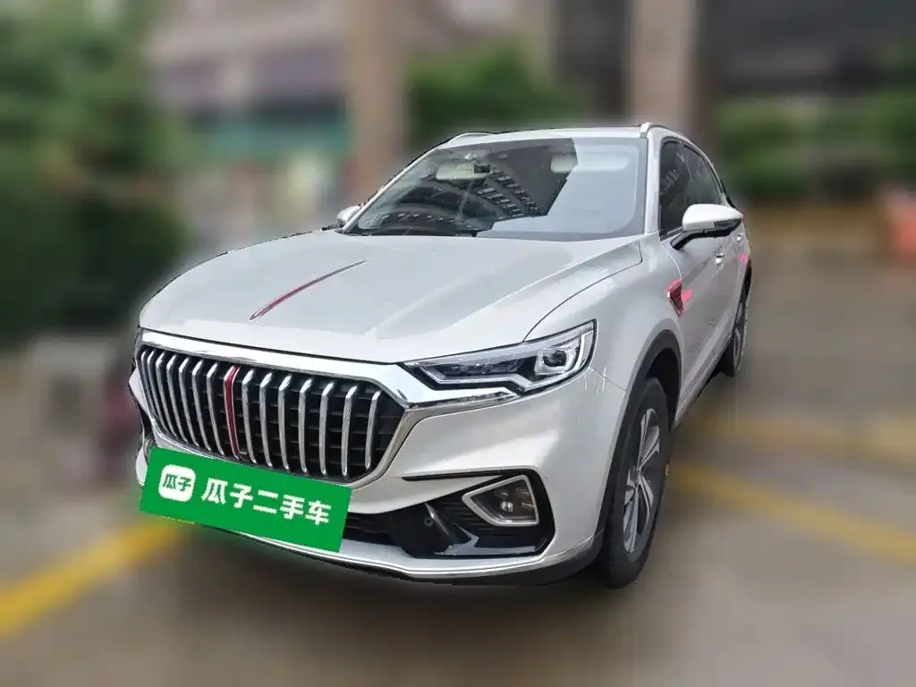 Hongqi HS5 — фото 1