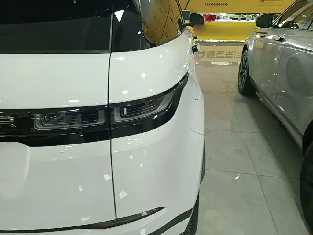 Land Rover Evoque — фото 10