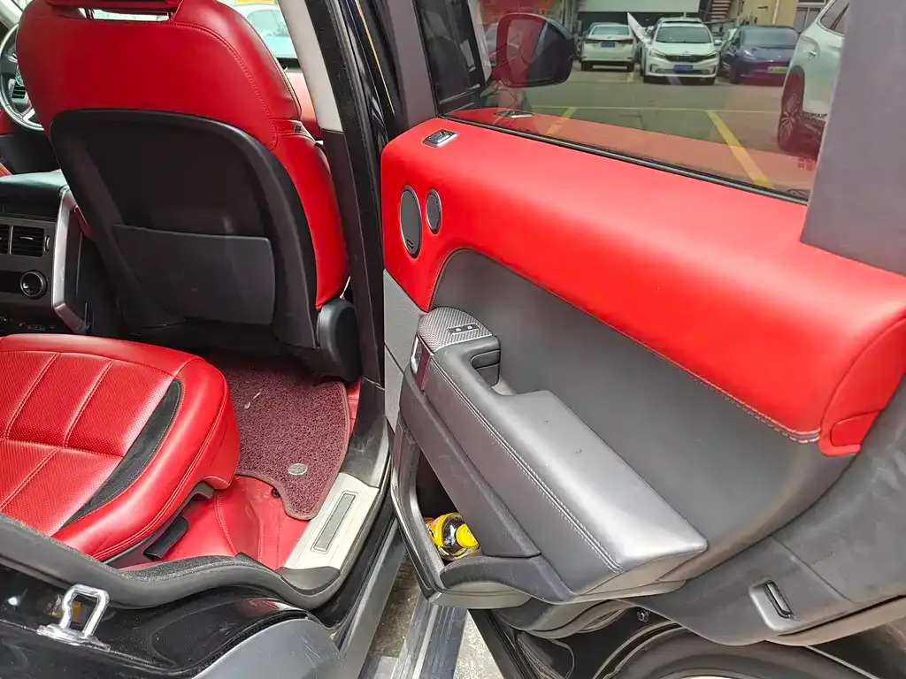 Land Rover Sport 2021 из CN, фото 2