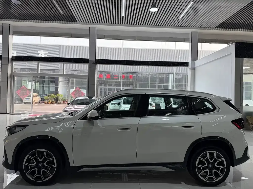 BMW X1 — фото 4