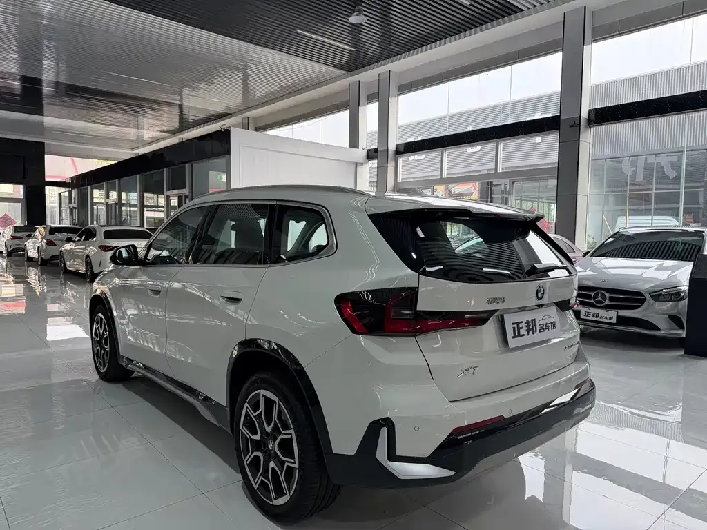BMW X1 — фото 2