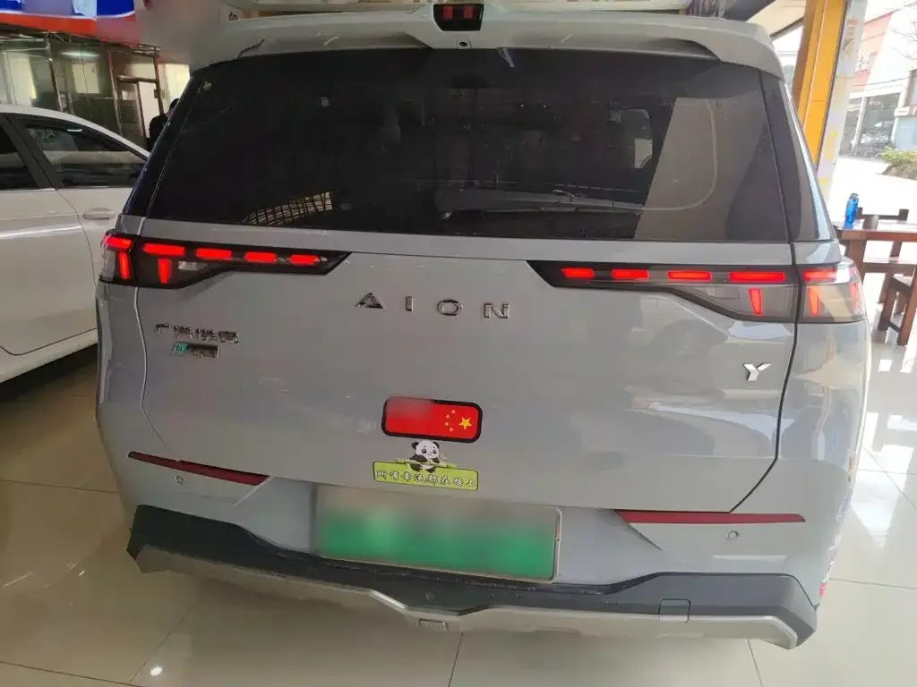 Aion Y — фото 2