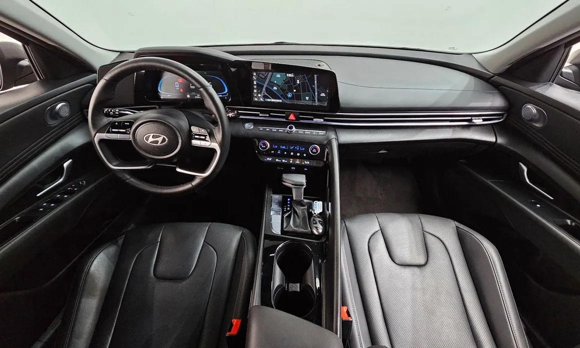 Hyundai AVANTE — фото 7