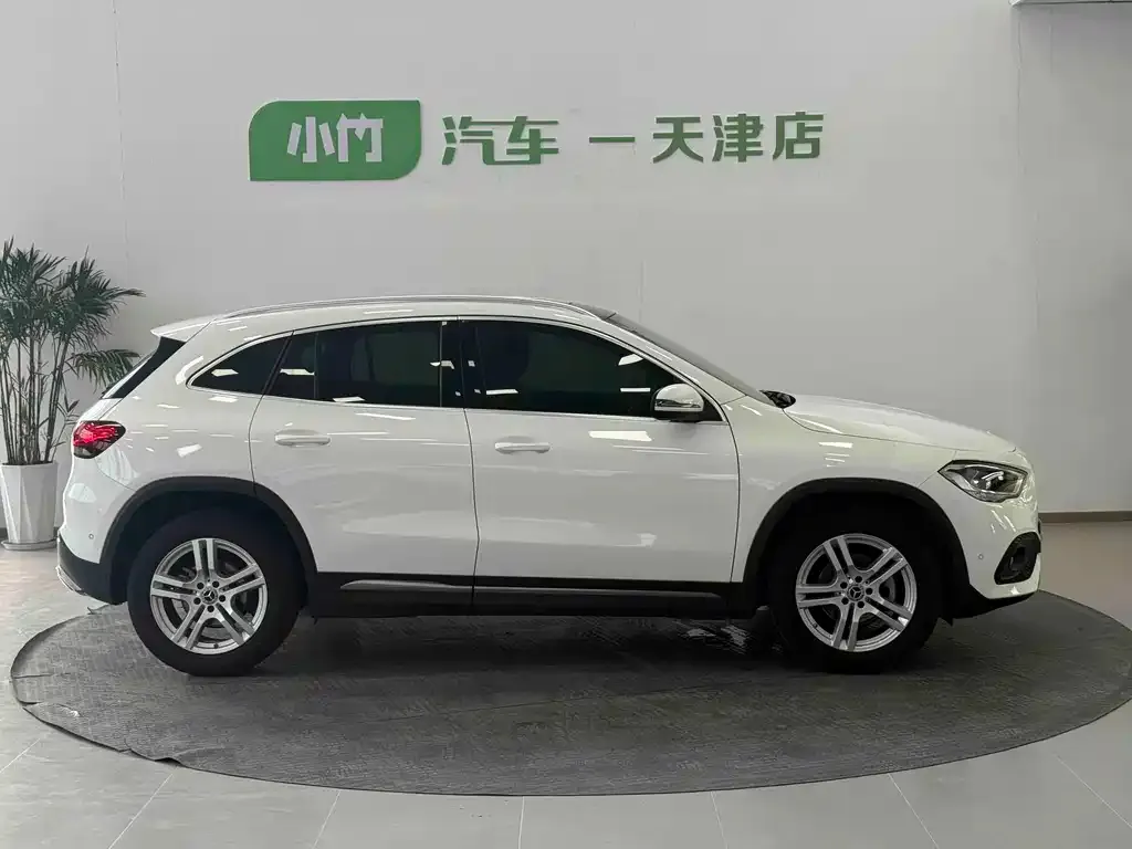 Mercedes-Benz GLA — фото 4