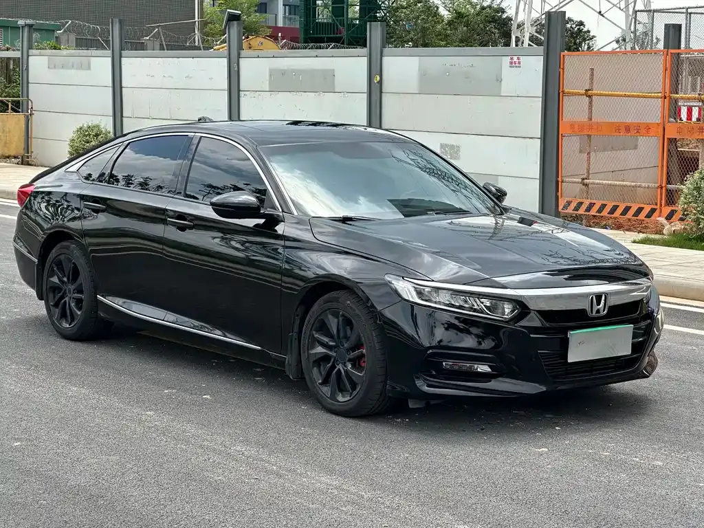 Honda Accord — фото 5