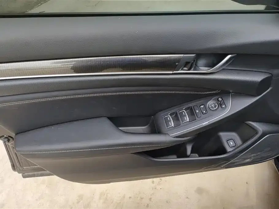 Honda Accord — фото 2