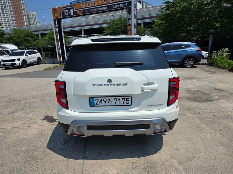 KG Mobility (Ssangyong) Torres — фото 3