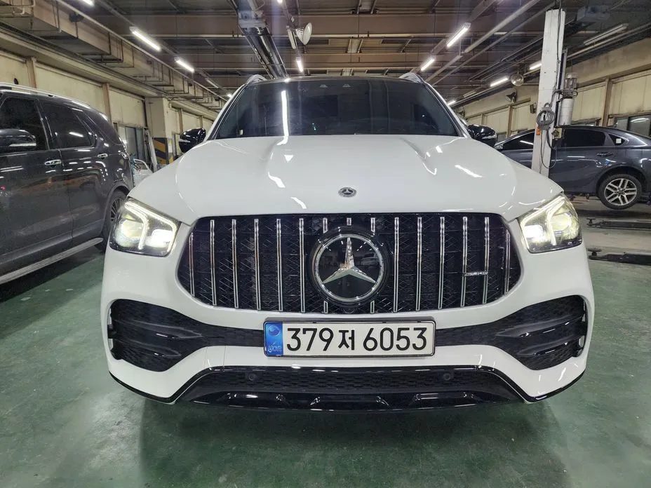 Mercedes-Benz GLE-Class — фото 10
