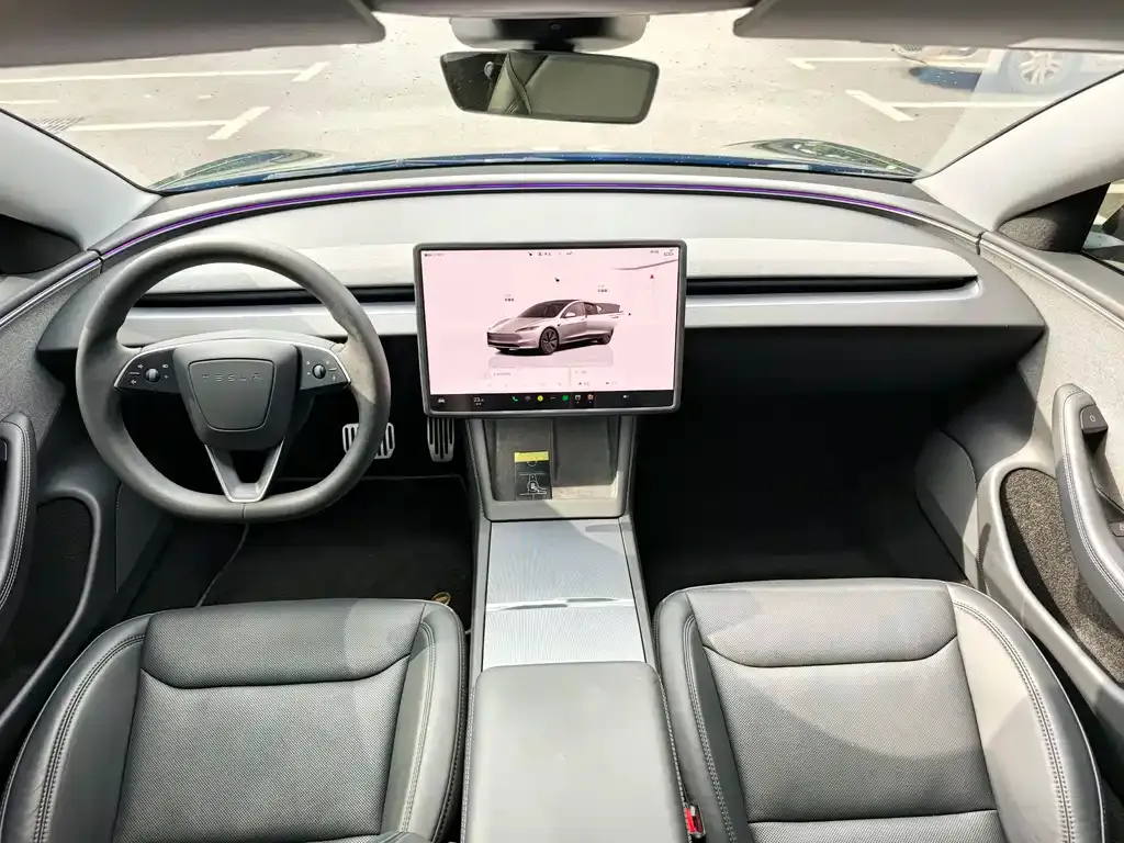 Tesla Model 3 — фото 4