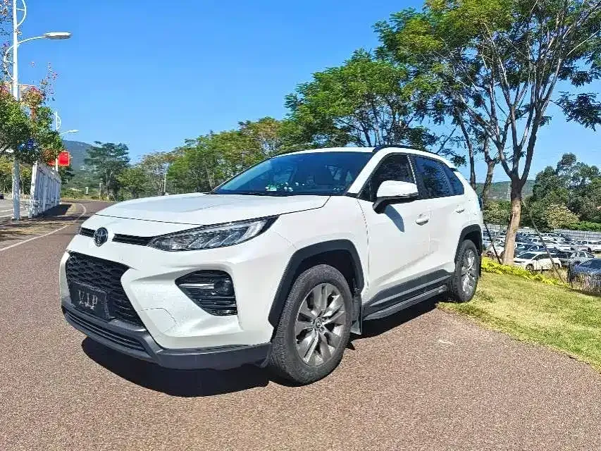 Toyota Wildlander — фото 5