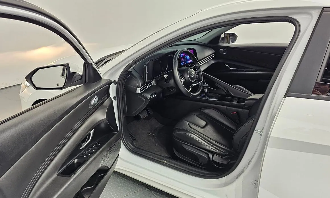 Hyundai AVANTE — фото 9