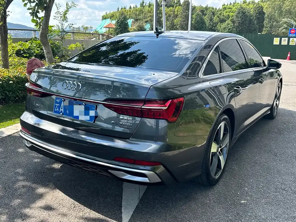 Audi A6L — фото 7