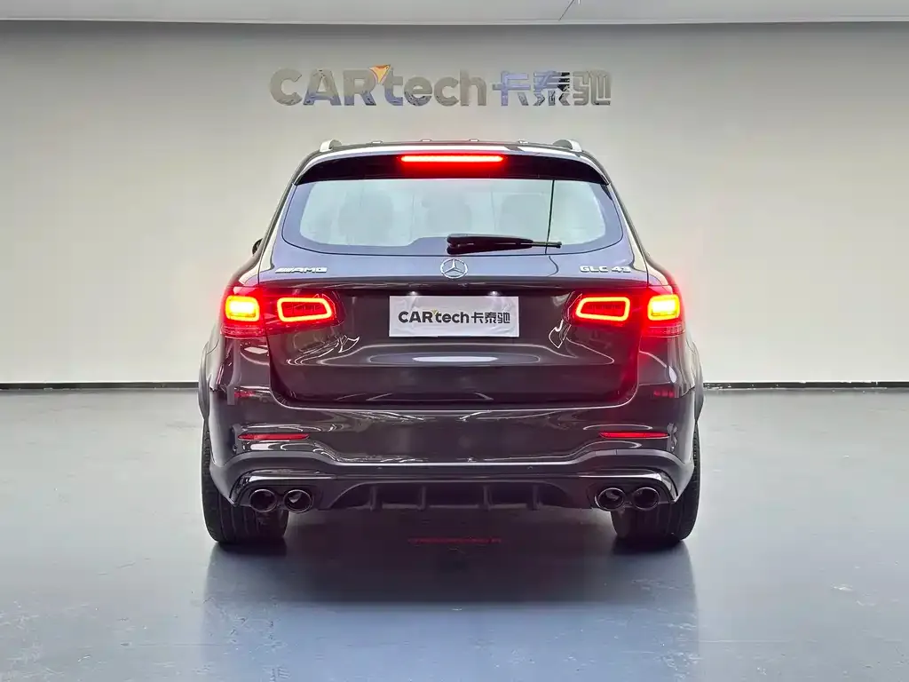 Mercedes-Benz GLC AMG — фото 6