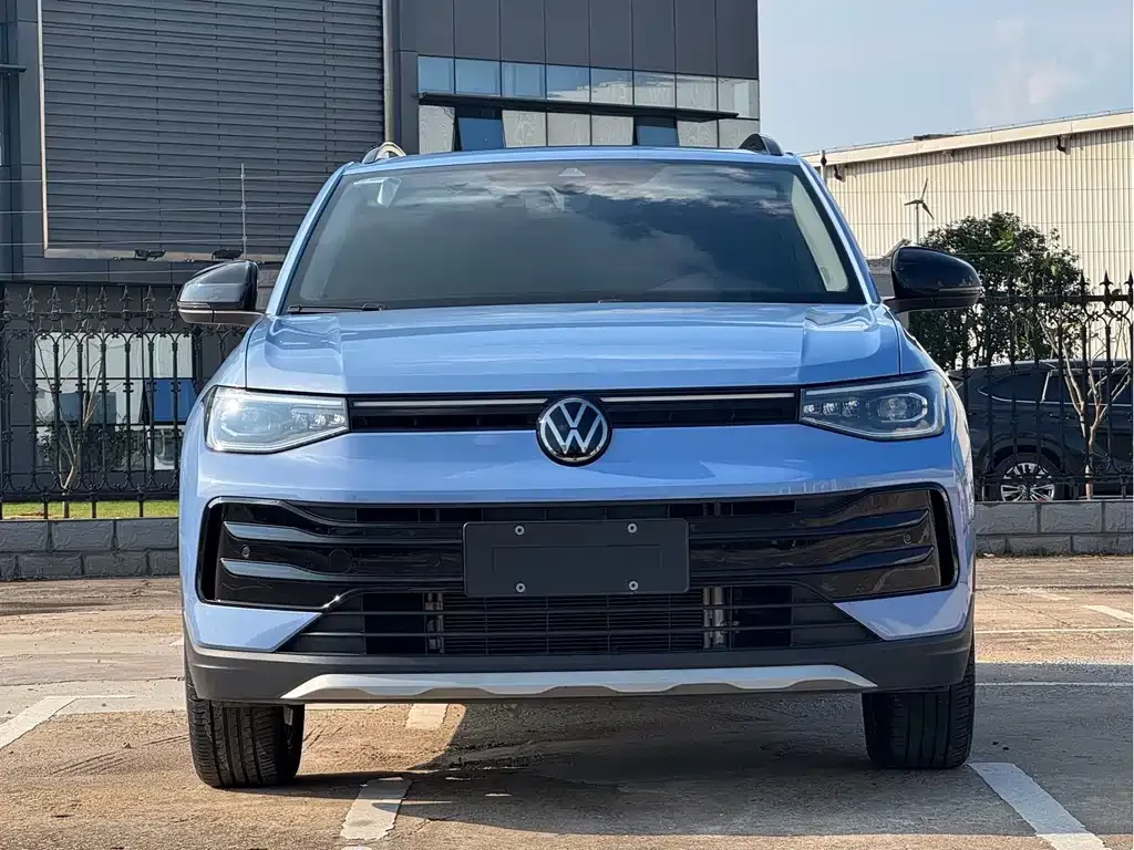 Volkswagen Tharu — фото 6