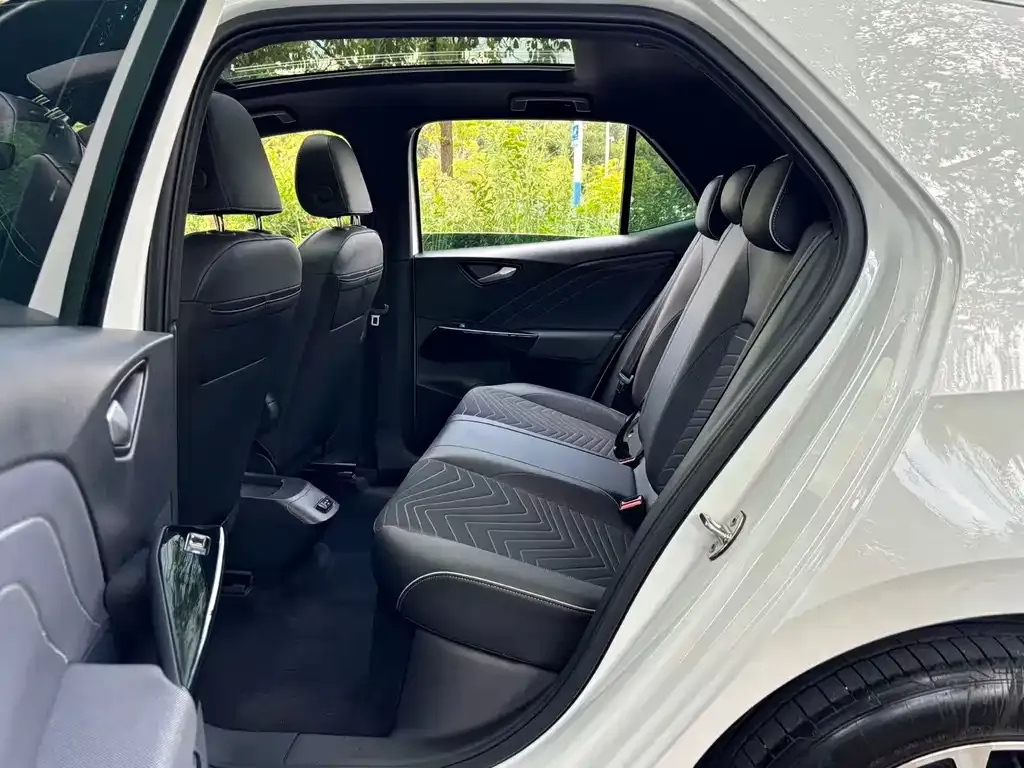 Volkswagen ID.3 2024 из CN, фото 6