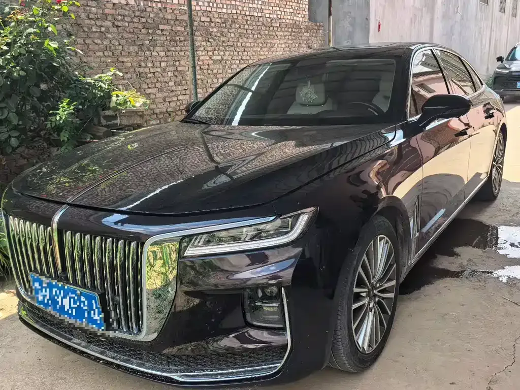 Hongqi H9 — фото 1