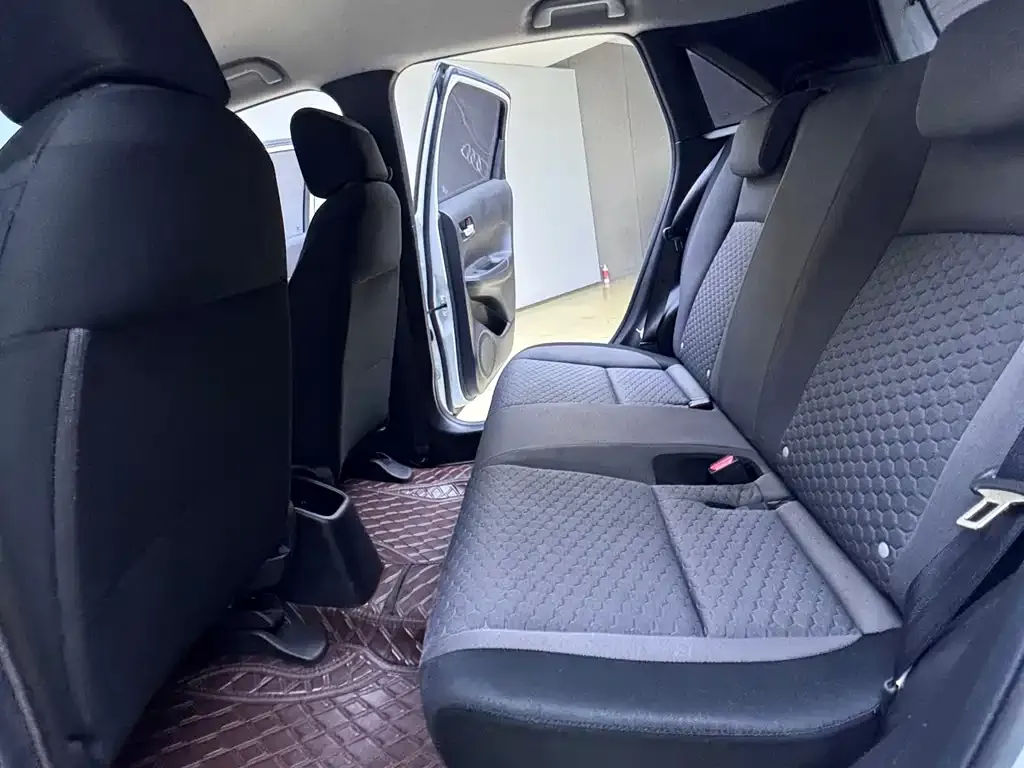 Honda Fit — фото 9