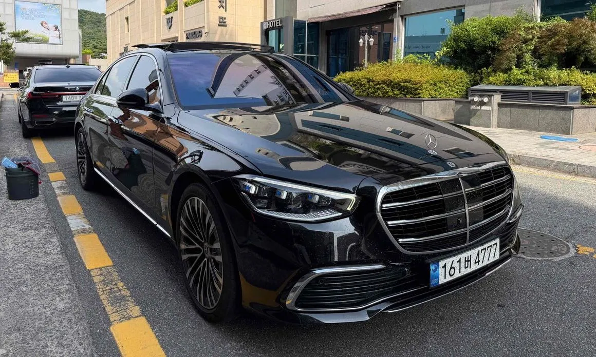 Mercedes-Benz S-Class — фото 1