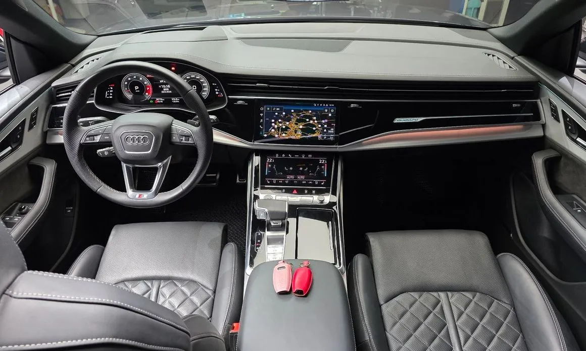 Audi Q8 2021 из KR, фото 10