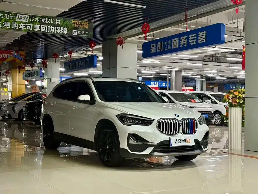 BMW X1 — фото 5