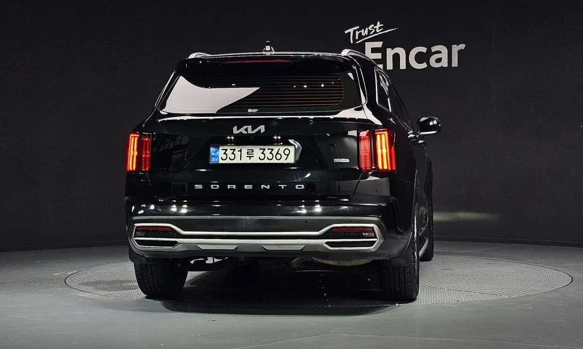 Kia Sorento — фото 10