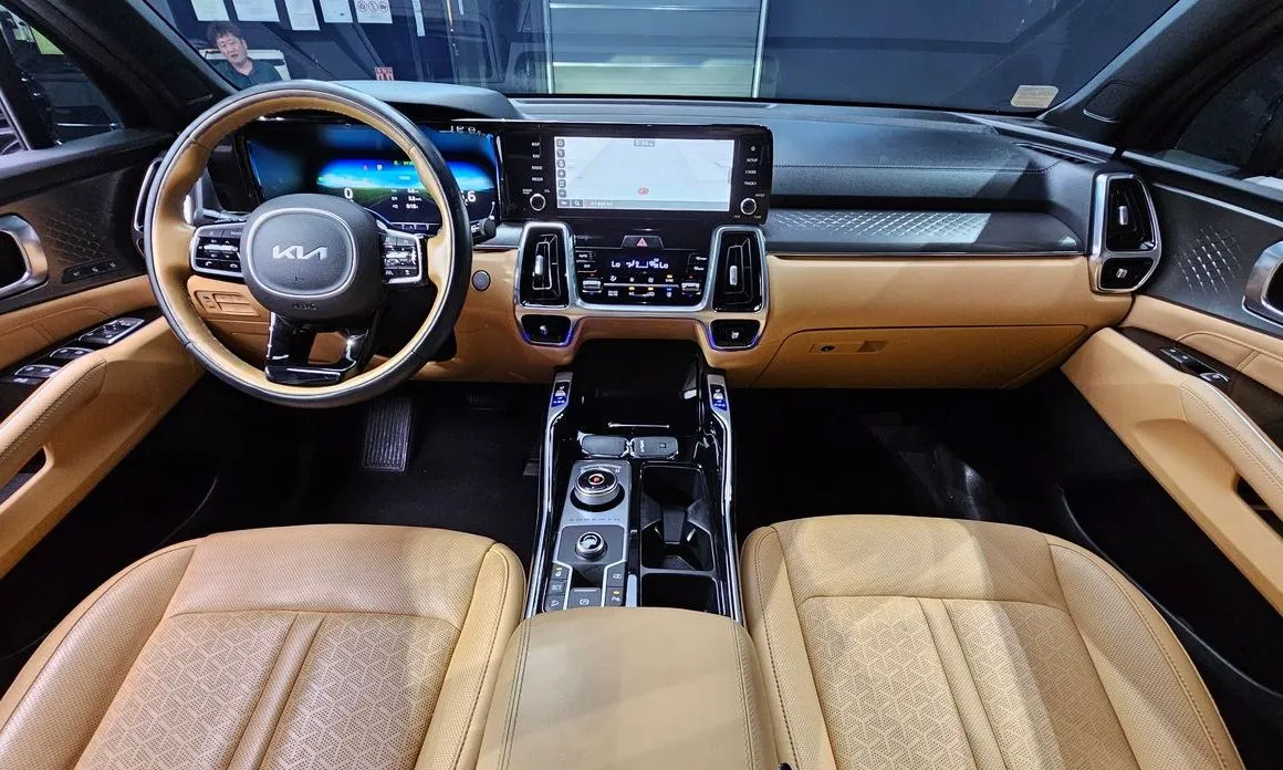 Kia Sorento — фото 5