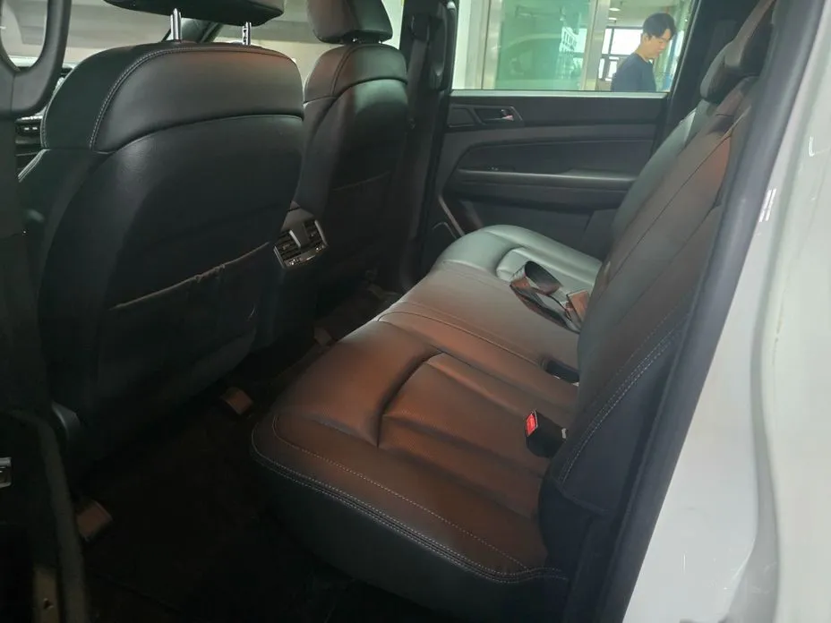 KG Mobility (Ssangyong) Rexton — фото 10