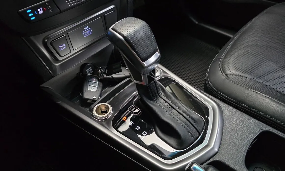 KG Mobility (Ssangyong) TIBOLI 2024 из KR, фото 10