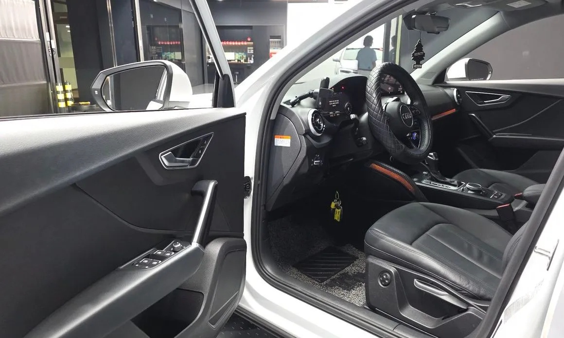 Audi Q2 2023 из KR, фото 9