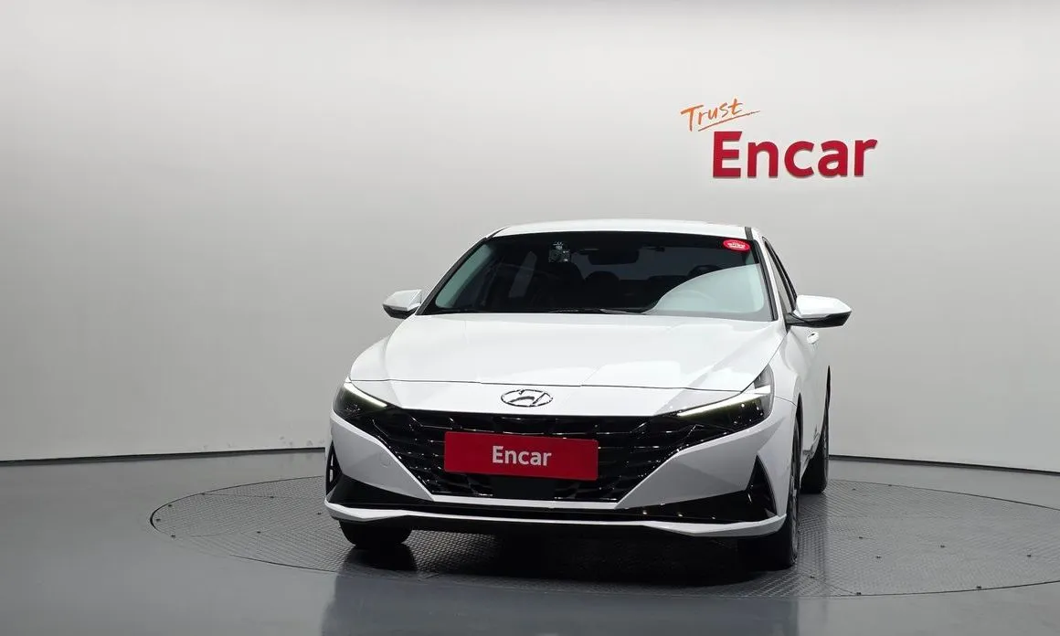 Hyundai AVANTE — фото 3