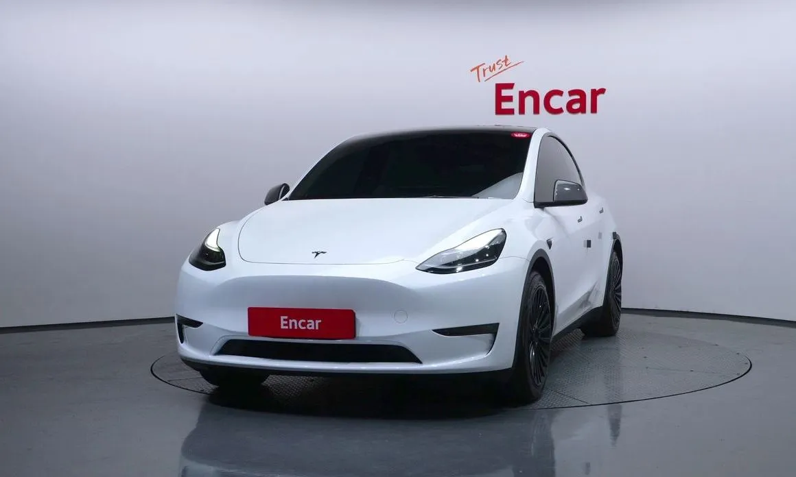Tesla Model Y — фото 2