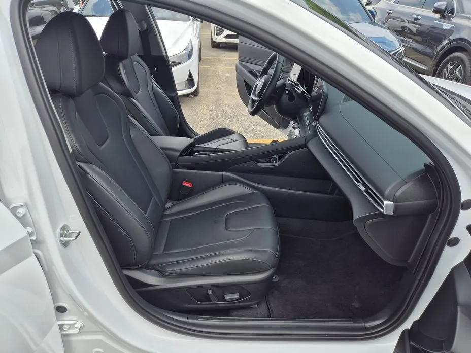 Hyundai AVANTE — фото 6