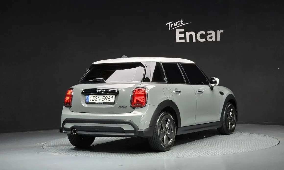 Mini Cooper 2023 из KR, фото 3