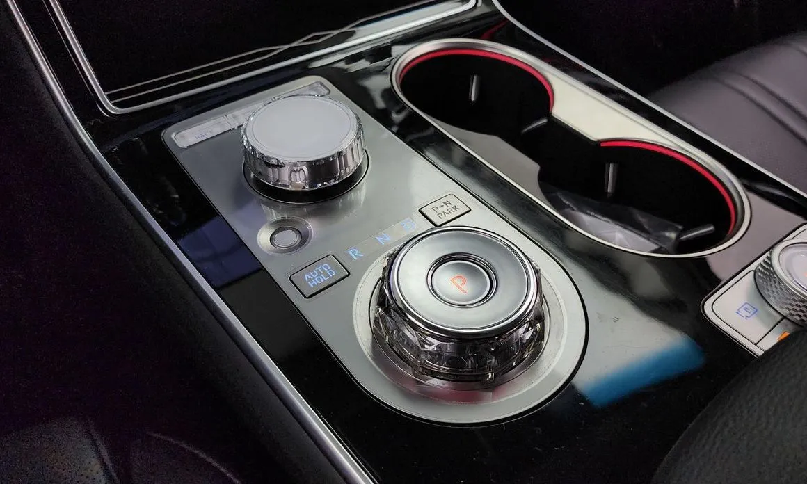Genesis GV80 — фото 10