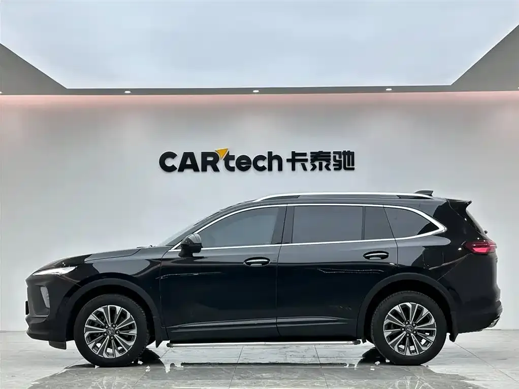 Buick Envision Plus — фото 8