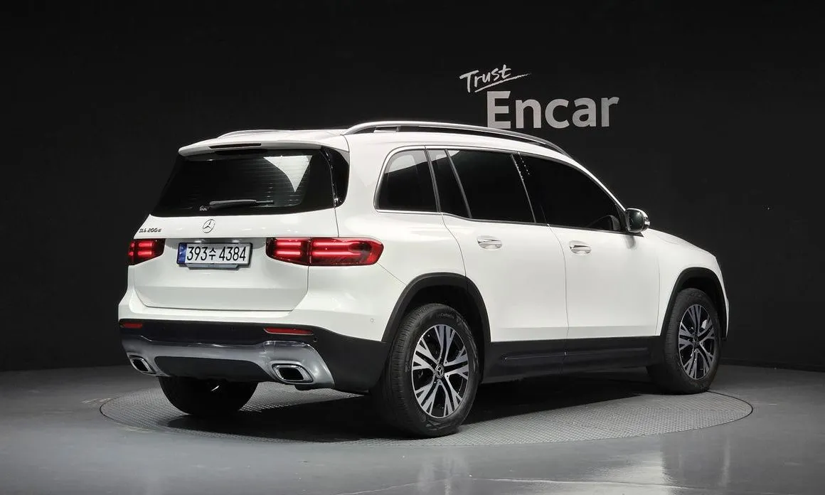 Mercedes-Benz GLB-Class — фото 8
