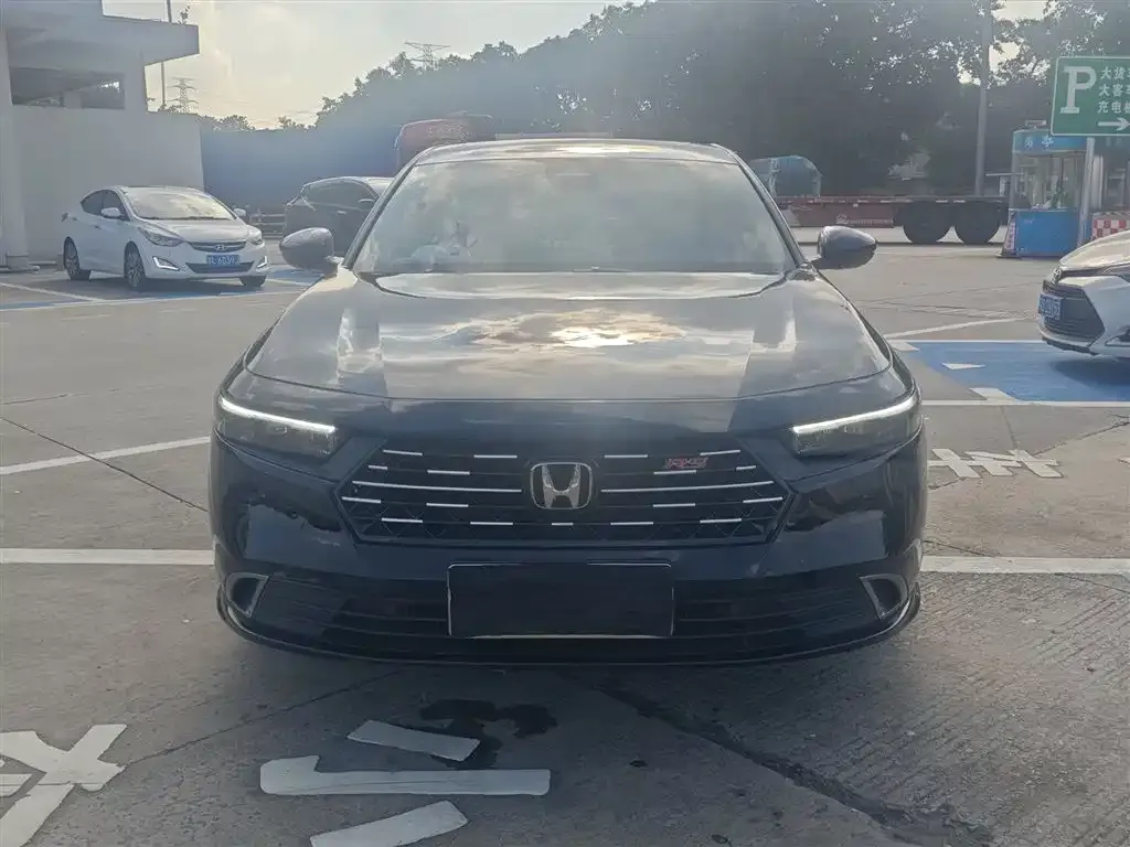 Honda Accord — фото 2