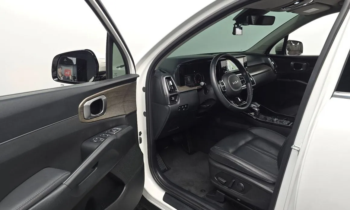 Kia Sorento — фото 10