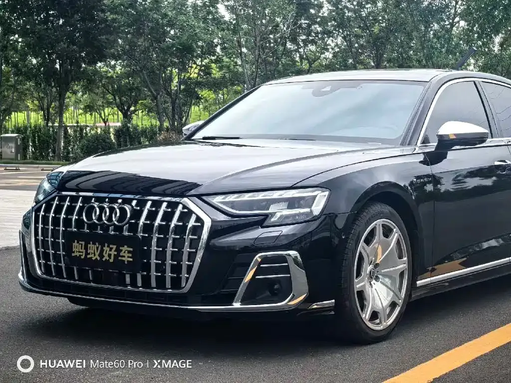 Audi A8 — фото 6